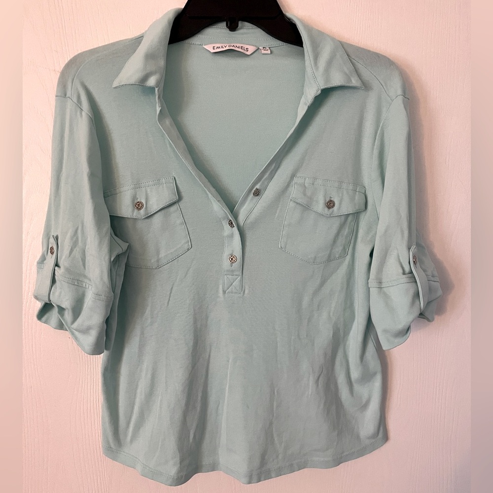 🌻5/$16🌻Emily Daniels collared top